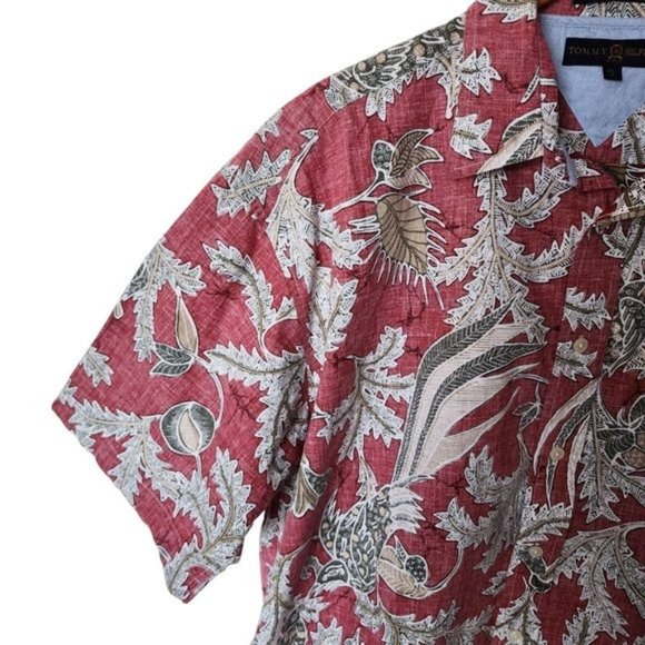 Tommy Hilfiger Golf Red Floral Hawaiian Style Button Up Men's XL Cotton - Picture 4 of 16